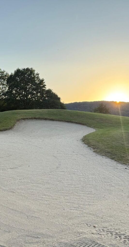 Bunker am Loch C6 im Sonnenuntergang
